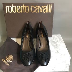 Roberto Cavalli Mid-heel Pump